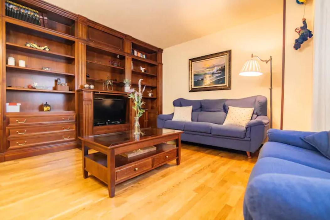Residencial En Madrid Alquiler De Corta Estancia No Turistico Dış mekan fotoğraf