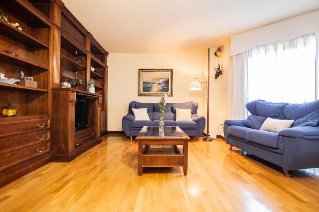 Residencial En Madrid Alquiler De Corta Estancia No Turistico Dış mekan fotoğraf