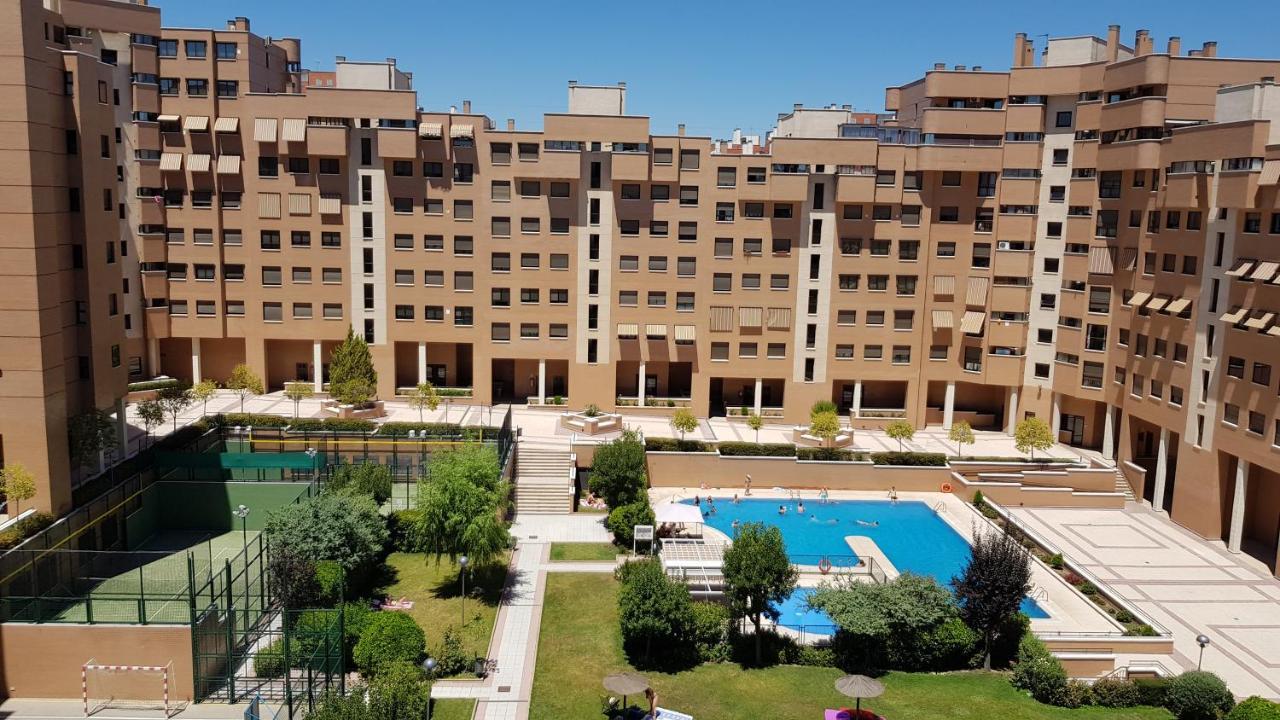 Residencial En Madrid Alquiler De Corta Estancia No Turistico Dış mekan fotoğraf